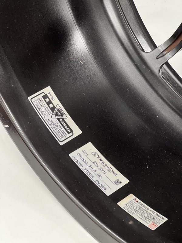 ADVAN RS-DF progressive 9.5J 19インチ　② 美品】ADVAN Racing RS-DF 19in 8.5J+35 9.5J+35 PCD114.3 ヨコハマ